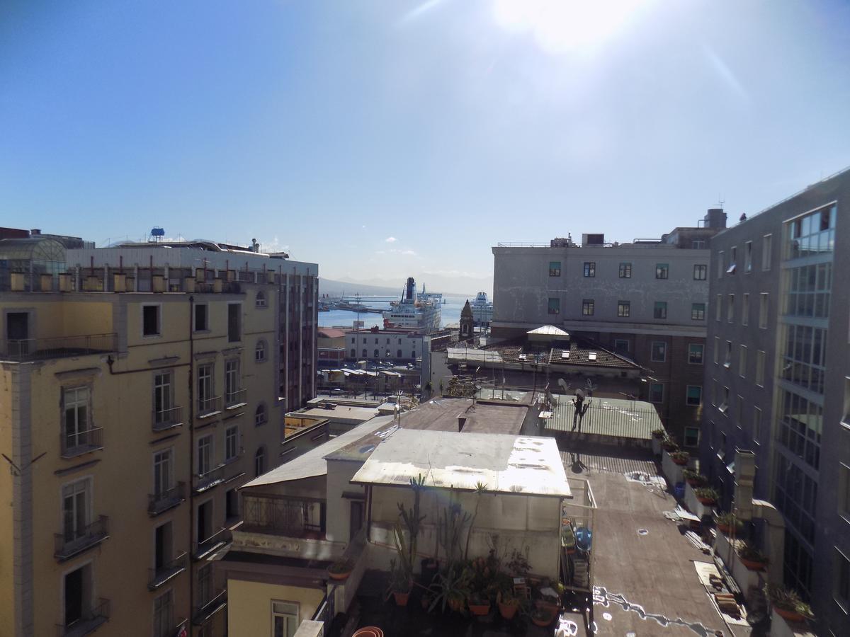 Suite Napoletana Naples Exterior photo
