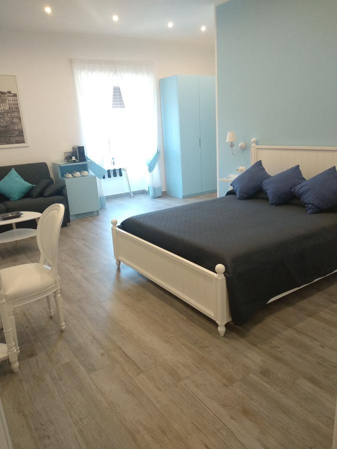 Suite Napoletana Naples Exterior photo