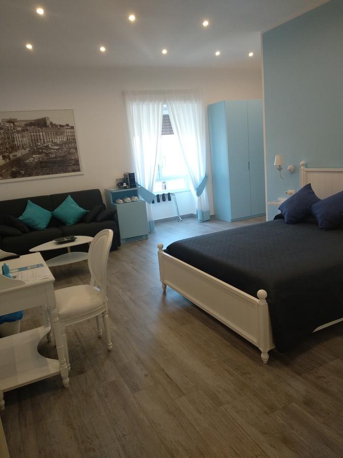 Suite Napoletana Naples Exterior photo