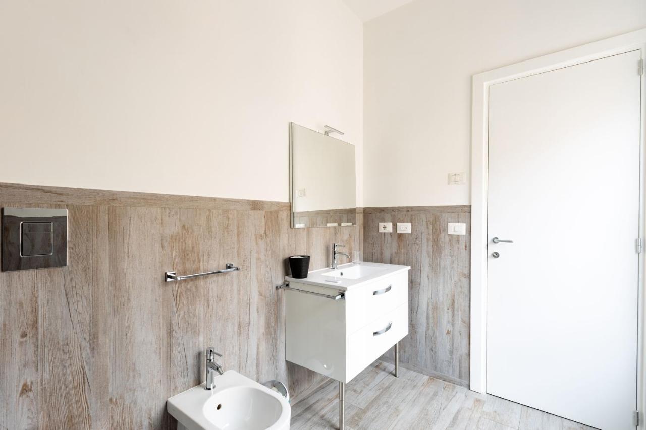 Suite Napoletana Naples Exterior photo