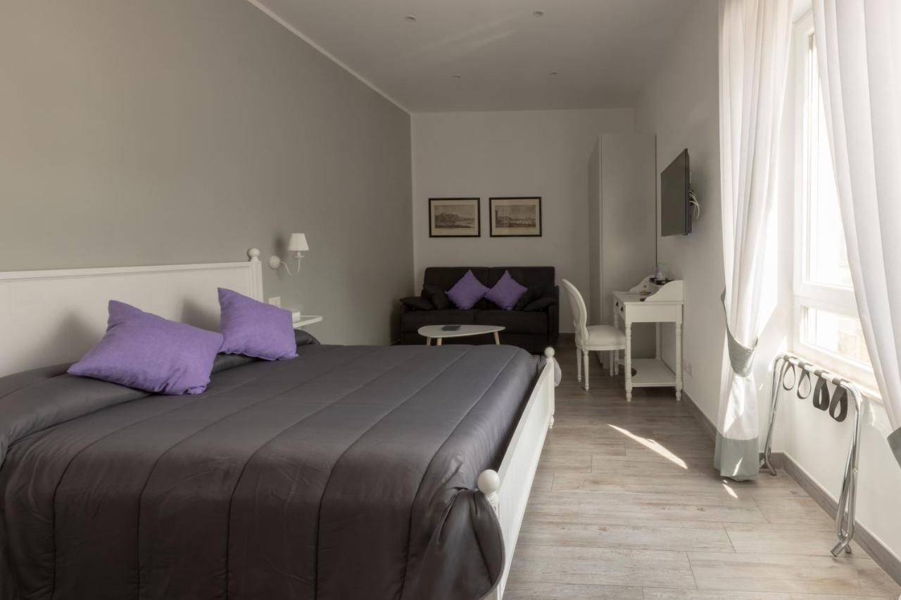 Suite Napoletana Naples Exterior photo